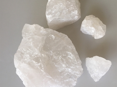 高纯石英的杂质含量及纯度