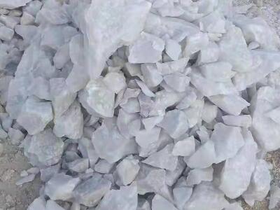 你知道山东高纯石英石经常被用在什么方面吗？